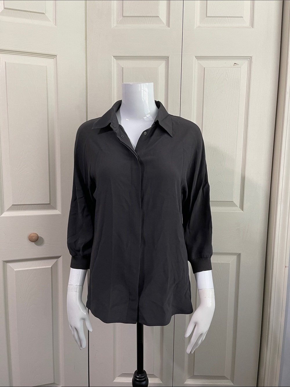 MAX MARA Charcoal Grey Blouse - Hidden Snap Front & Smocked Cuffs. #0228-A